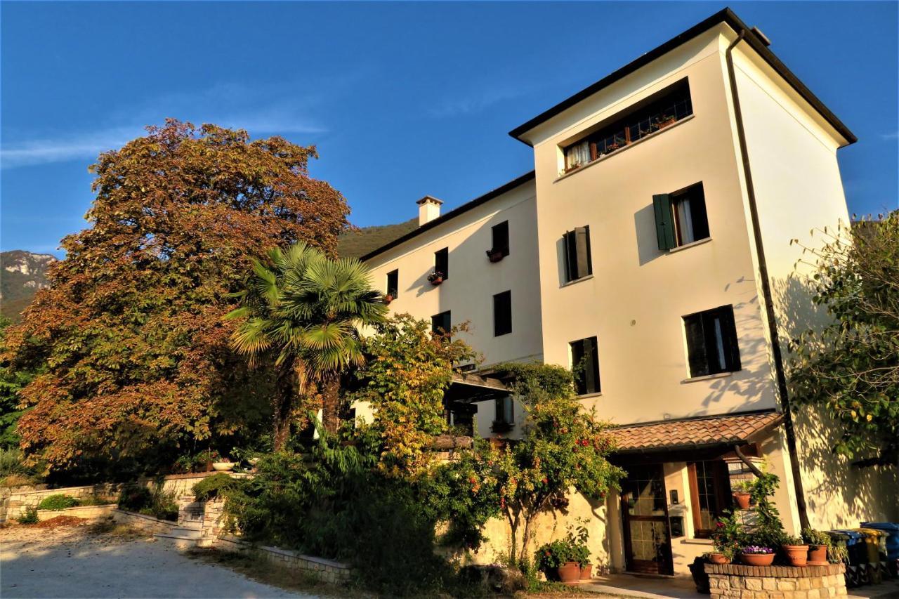 Locanda Alla Posta Борсо-дель-Граппа Экстерьер фото